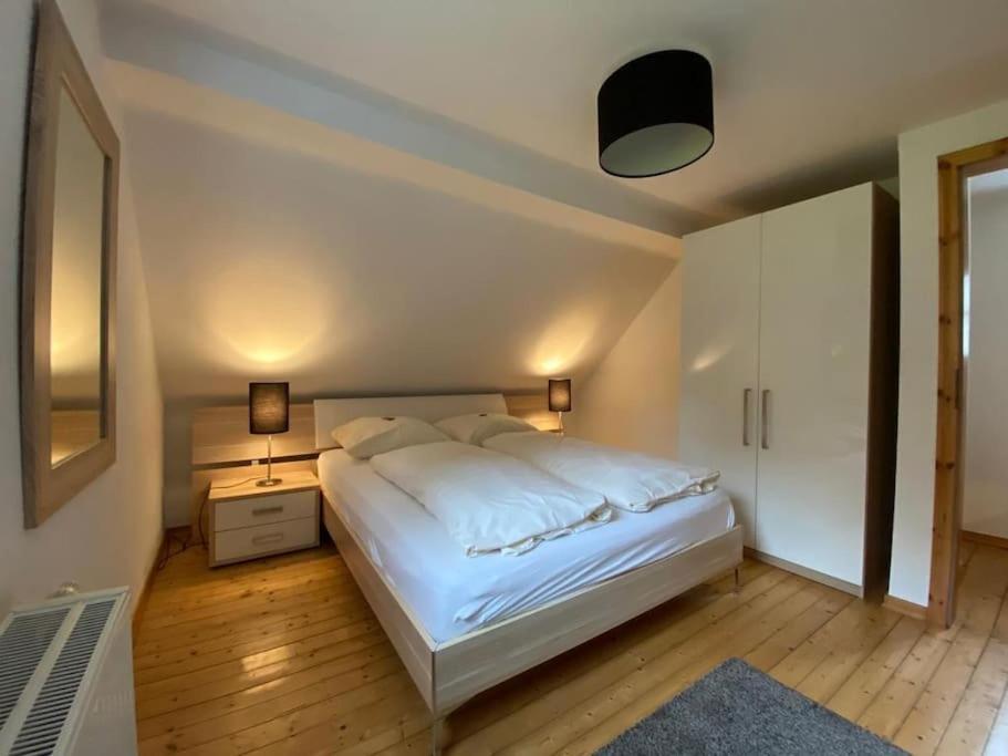 Waldheimat - Ferienhaus Nuerburg Extérieur photo